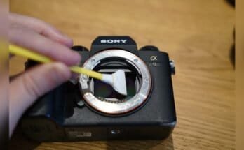 How to Clean Your Mirrorless Camera Sensor?